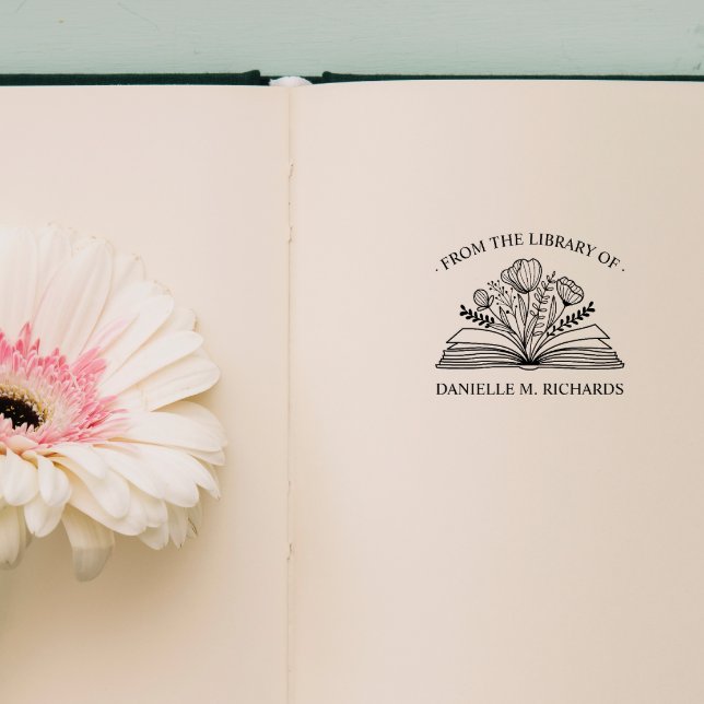 TAMPONS ENCREURS DE LA BIBLIOTHÈQUE DE VOTRE NOM LIVRE OUVERT FLEUR (FROM THE LIBRARY OF BOOK PLATE WITH TEMPLATE FOR YOUR NAME AND ILLUSTRATION OF OPENED BOOK  FLOWERS)