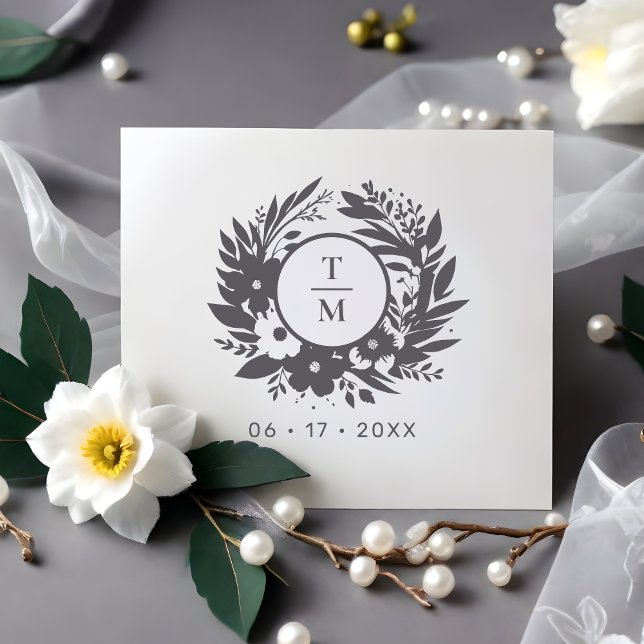 Tampons Encreurs Exquisite Wedding Wildflowers Wreath Initials (Exquisite Wedding Wildflowers Wreath Initials rubber stamp.)