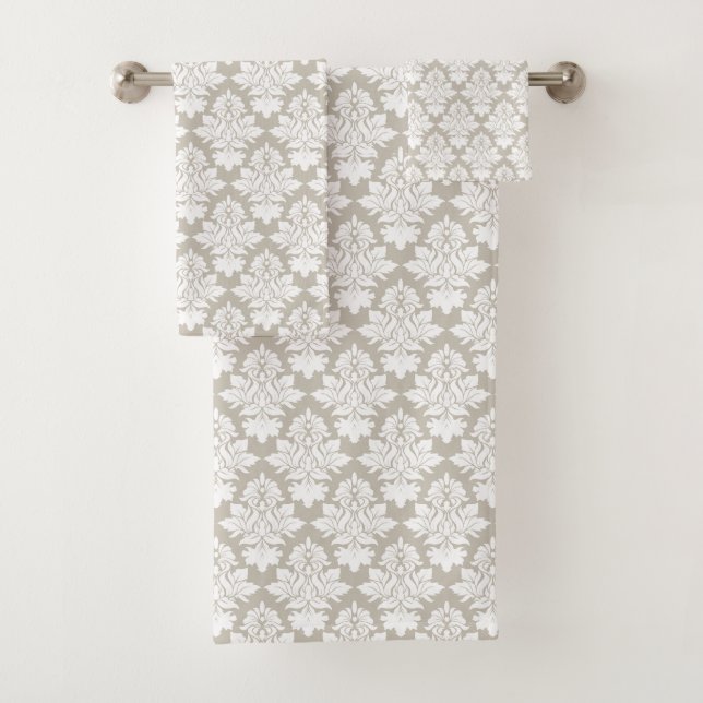 Tan and White Damask Bath Towel Set (Insitu)