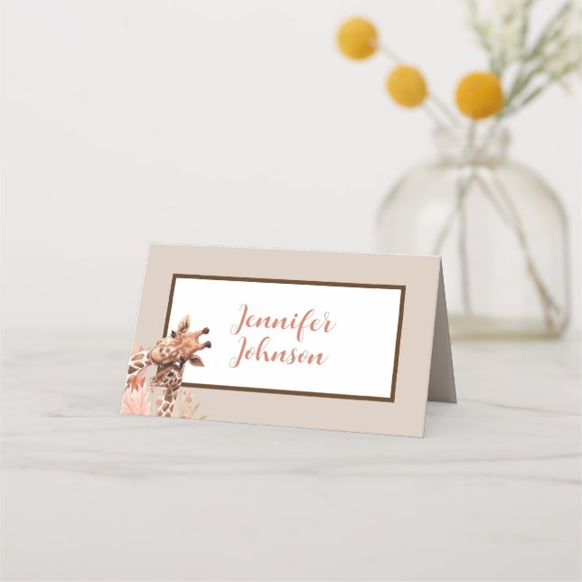 Tan Boho Giraffe Baby shower Cartes de Place (Devant)