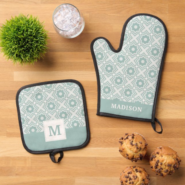 Tangled Lattice Pattern Oven Mitt & Pot Holder Set (Top Down)
