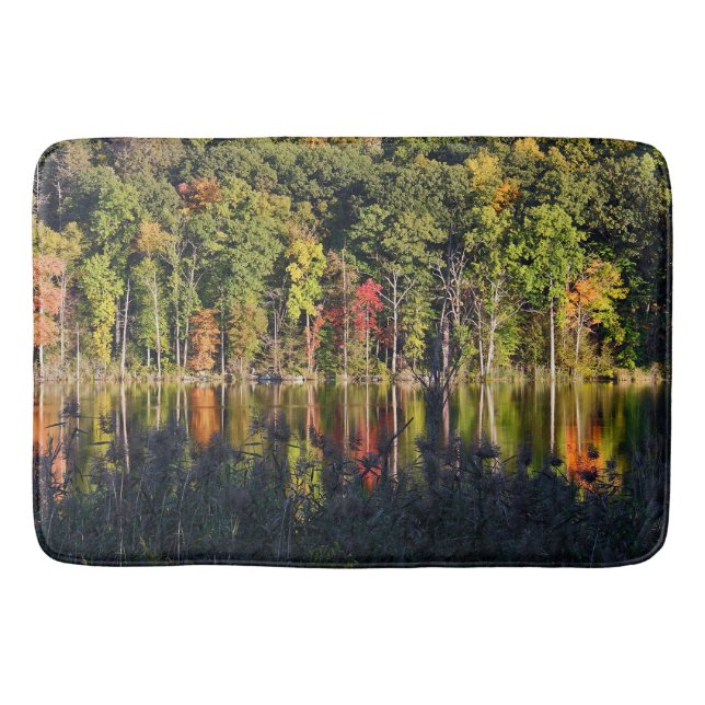 Tapis De Bain Automne Sur Beardsley Pond (Devant)