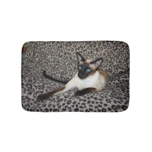 Tapis De Bain Chat siamois sur des taches d'animal sauvage
