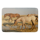 Chevaux à la recherche d'eau