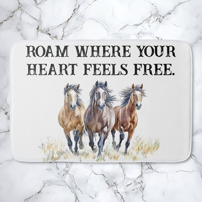 Tapis De Bain Chevaux Mustang Occidentaux Wild & Free (Roam where your heart feels free.  Wild Western mustang horse trio bath mat.)
