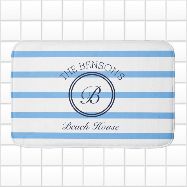 Tapis De Bain Chic Monogram Blue Stripes Nom de famille Beach Ho (Créateur téléchargé)