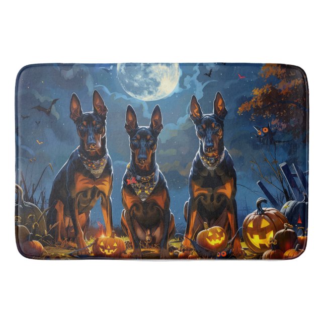 Tapis De Bain Doberman Halloween Éffrayant (Devant)