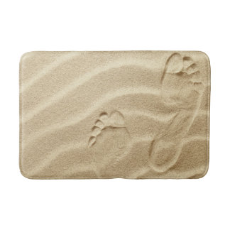 Tapis De Bain Empreintes de pas dans les vagues de sable comme