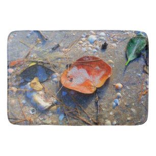 Tapis De Bain Feuilles tombés sur le sable