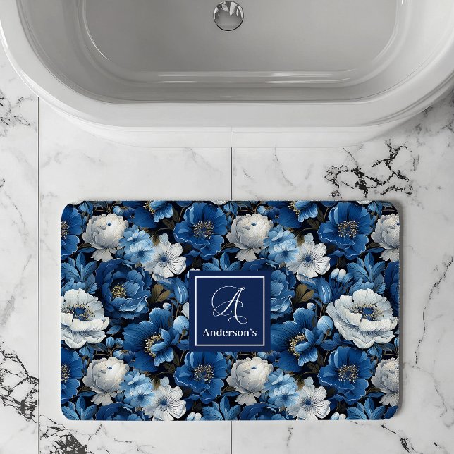 Tapis de bain floral personnalisé Fleurs bleues mo (Modern Blue Flowers Personalized Floral Bath Mat)