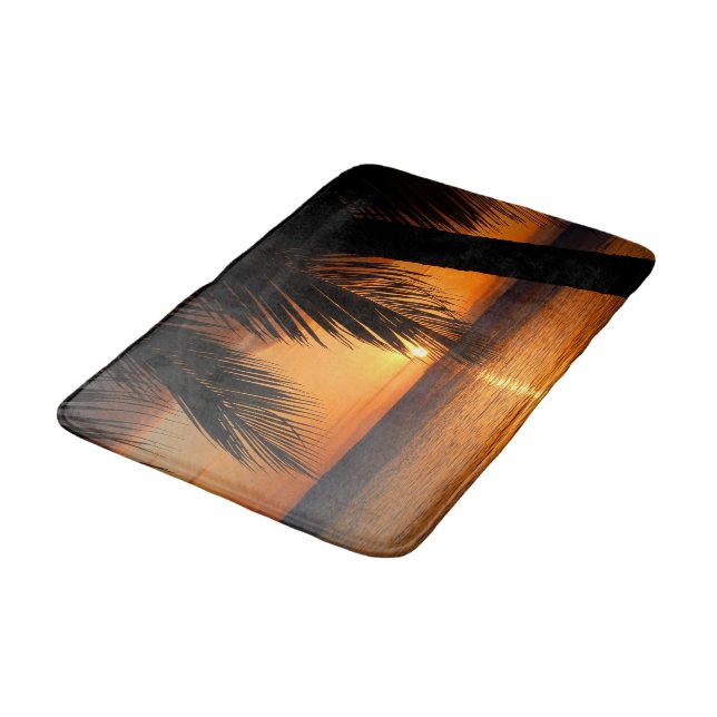 Tapis De Bain Island Palm Tree Sur Orange Sunset Beach Scene (Angle)