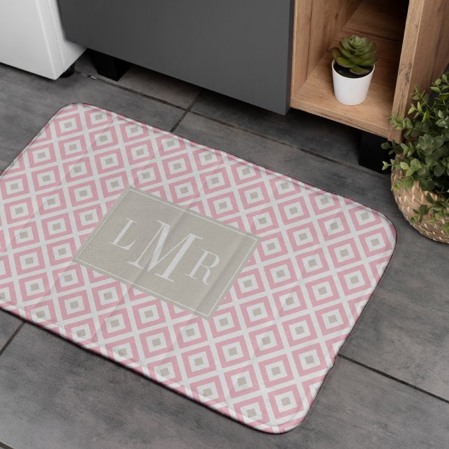 Tapis De Bain Monogramme moderne rose clair et beige (Créateur téléchargé)