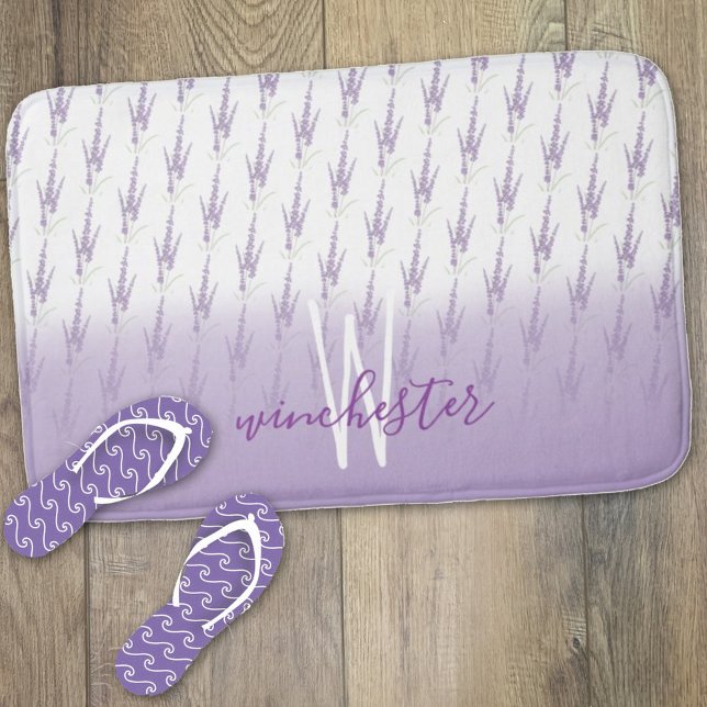 Tapis De Bain Nom Monogram Farmhouse Lavender Flower Motif (Créateur téléchargé)