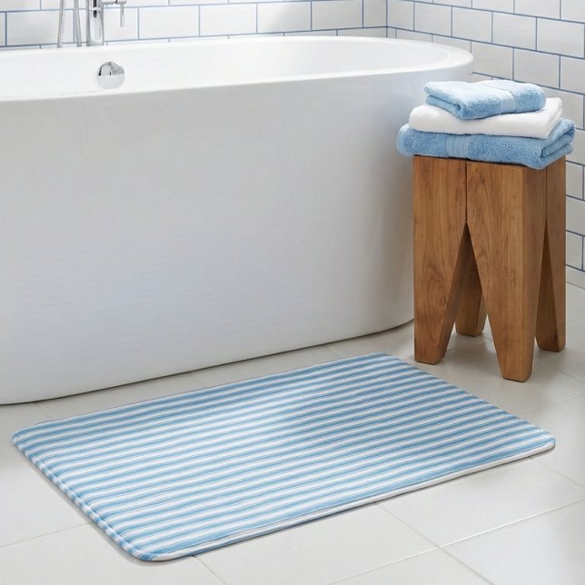 Tapis De Bain Whimsical Blue White Stripe Preppy (Créateur téléchargé)