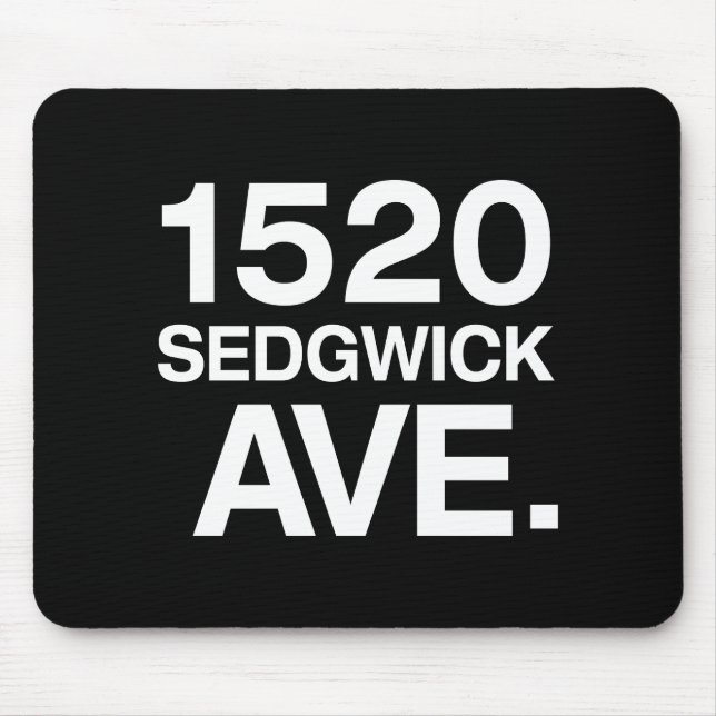 TAPIS DE SOURIS 1520 SEDGWICK AVE. (Devant)
