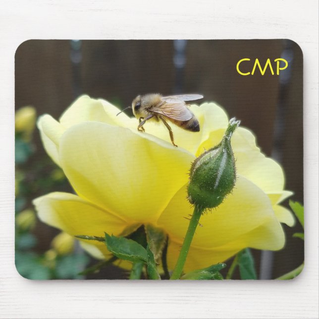Tapis De Souris Abeille de miel sur une rose jaune vos initiales (Devant)