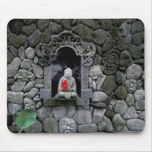 Tapis De Souris Asie, Indonésie, Bali. Un sanctuaire de Bouddha