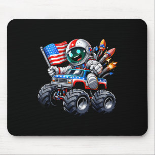 Tapis De Souris Astronaute conduisant un Monster Truck le 4 juille