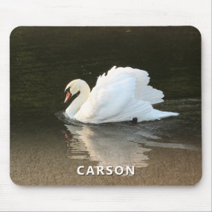 Tapis de souris avec reflet de cygne sur l'eau