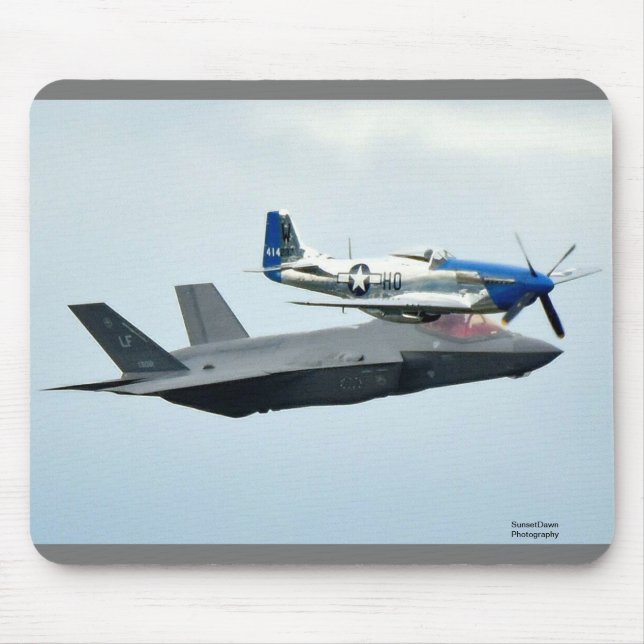 Tapis De Souris Avion de chasse F-35 avec le P-51 Mustang (Devant)