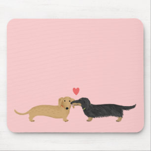 Tapis De Souris Baiser de teckel avec cœur sur fond rose