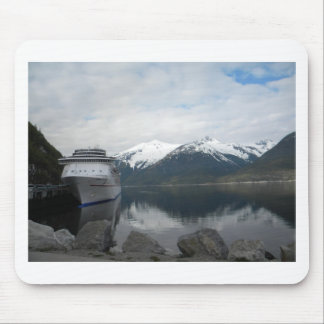 Tapis De Souris Bateau de croisière accouplé dans Skagway, Alaska