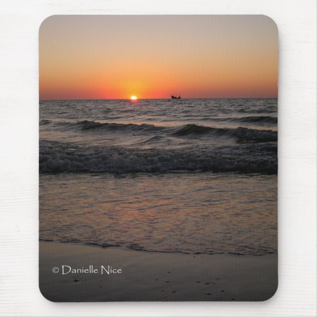 Tapis De Souris Bateau de pirate Mousepad (Devant)