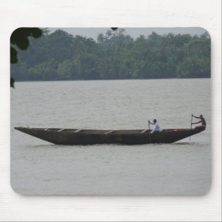 Tapis De Souris Bateau sur la rivière