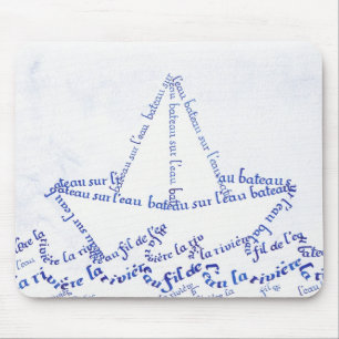 Tapis De Souris Bateau sur l'eau.