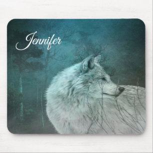 Tapis De Souris Beau loup gris dans une forêt foncée