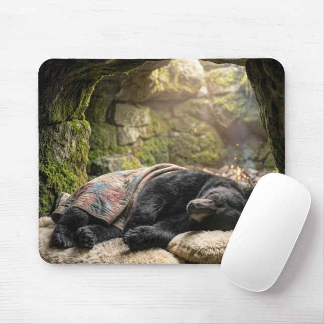 Tapis De Souris Black Bear Hibernating Under a Quilt (Avec souris)