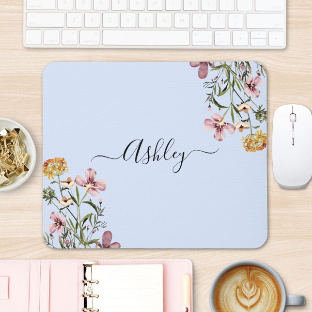 Tapis De Souris Bouquet de fleurs sauvages aquarelle Monogram #1  (In situ office desk)
