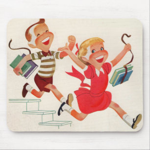 Tapis De Souris brother and sister on theiway to school