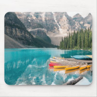 Canots sur le lac Moraine Parc national Banff Cana