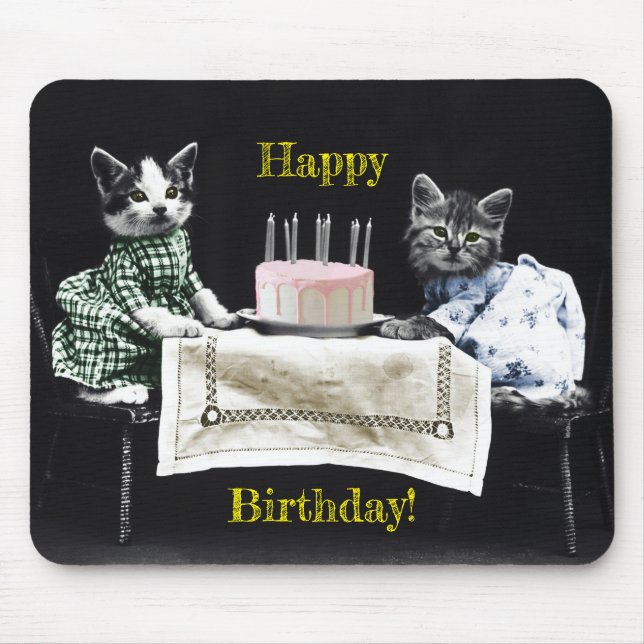 Tapis De Souris Cats celebrating a birthday with cake and candles (Devant)