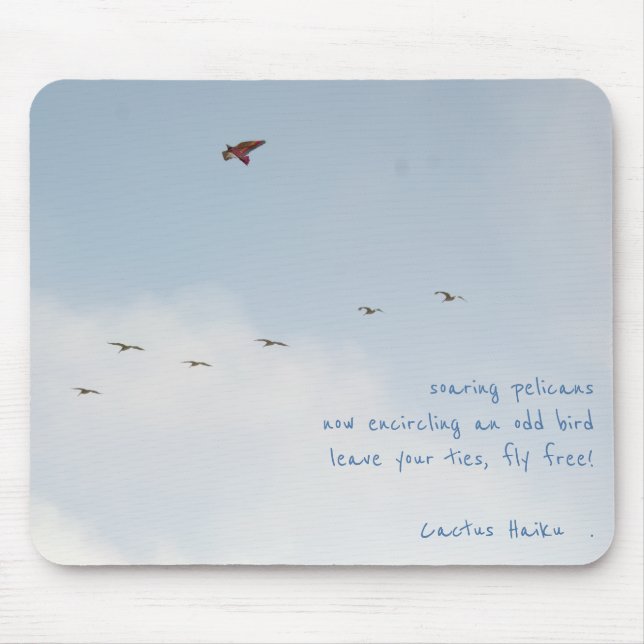 Tapis De Souris Cerf-volant libre de mouche avec des pélicans (Devant)