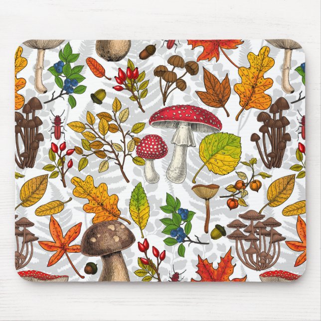 Tapis De Souris Champignons d'automne, feuilles, noix et baies sur (Devant)
