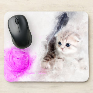 Tapis De Souris Chaton jouant avec une boule de fil rose aquarelle