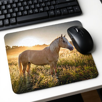 Tapis De Souris Cheval Palomino au lever du soleil