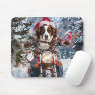 Tapis De Souris Chien Épagneul Breton à cheval sur une moto de Noë