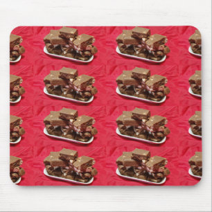 Tapis De Souris Chocolat Cherry Marshmallow Fudge Sur Une Plaque