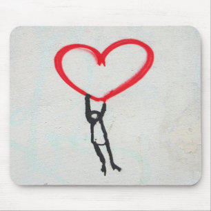 Tapis De Souris Cœur rouge avec un bonhomme allongé, vivant de tou