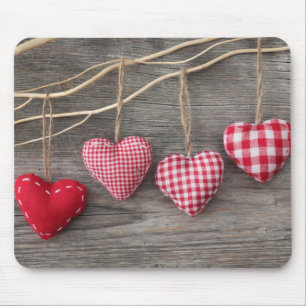 Tapis De Souris Coeurs rouges sur le Tableau en bois