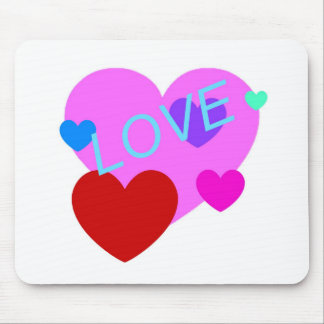 Tapis De Souris Conception d'amour et de coeurs sur le T-shirts,