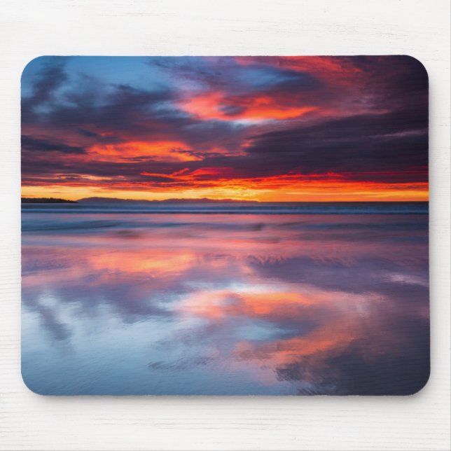 Tapis De Souris Coucher de soleil sur les îles anglo-normandes, CA (Devant)