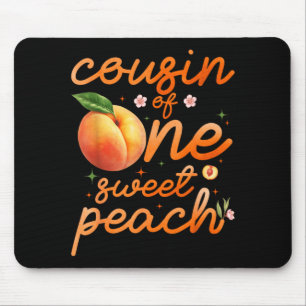 Tapis De Souris Cousine d'une douce pêche Fille de fête d'annivers