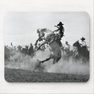 Tapis De Souris Cowboy sur cheval sauvage s'opposant