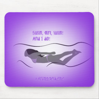 Tapis de souris de nageuse de fille