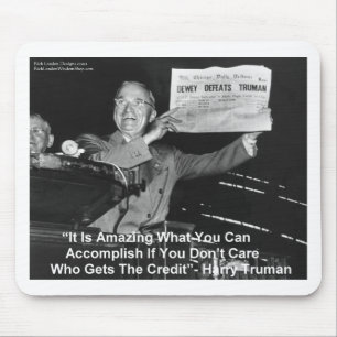 Tapis De Souris Dewey Beats Truman Funny Cadeaux Boutons Tee - shi