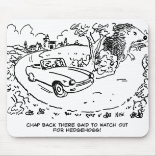 Tapis De Souris Driving Sports Car in Countryside with Hedgehog